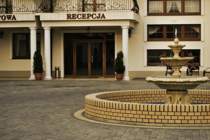 Villa Anna Tarnobrzeg Exterior photo
